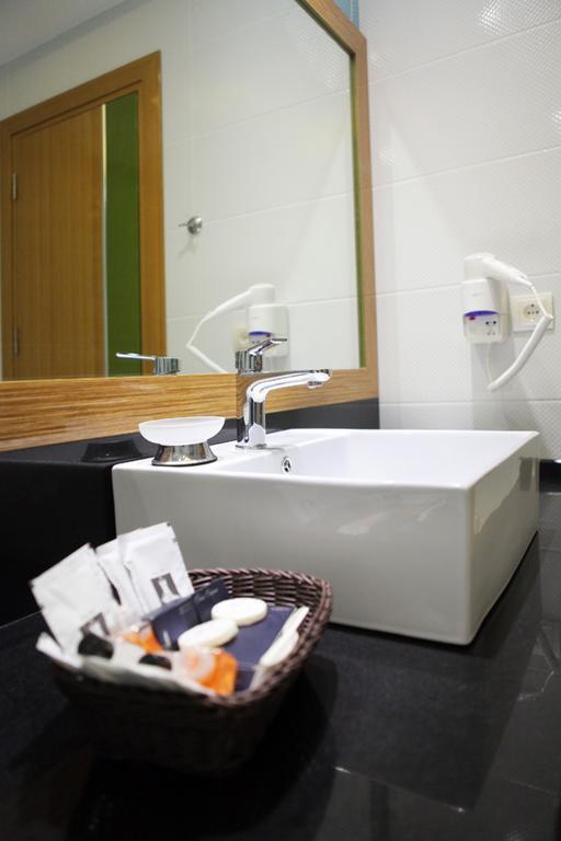 Ege Sevilen Hotel Turgutlu Zimmer foto